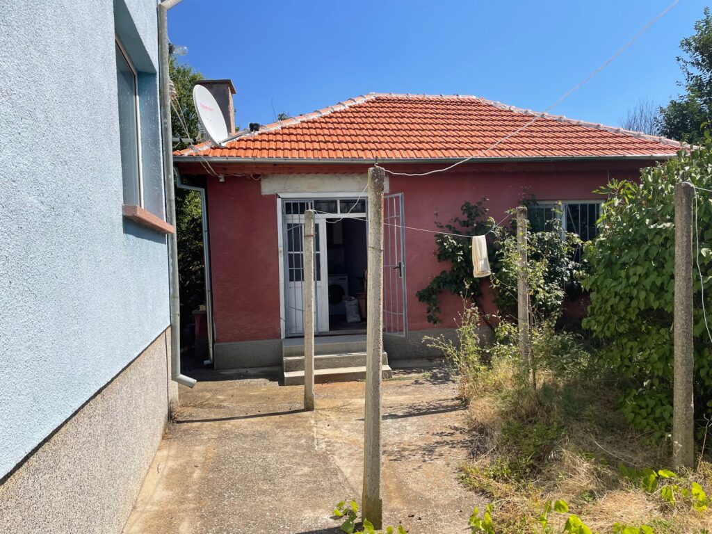 Mladinovo, house for sale
