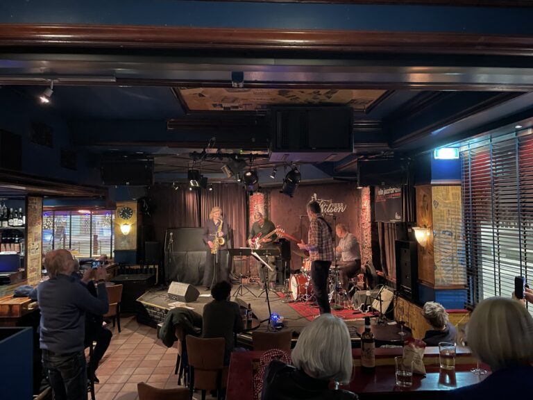 Christina Dahl kvartett – Herr Nilsen